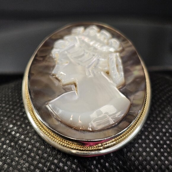 Antique Eaton & Co 925 Sterling Silver Mother Of Pearl Cameo Broach Hallmark - Picture 3 of 16